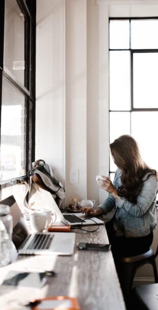 Coffee Lady comp side